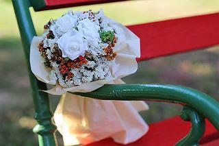 white-flower-bridal-bouquet-3624438__340.jpg